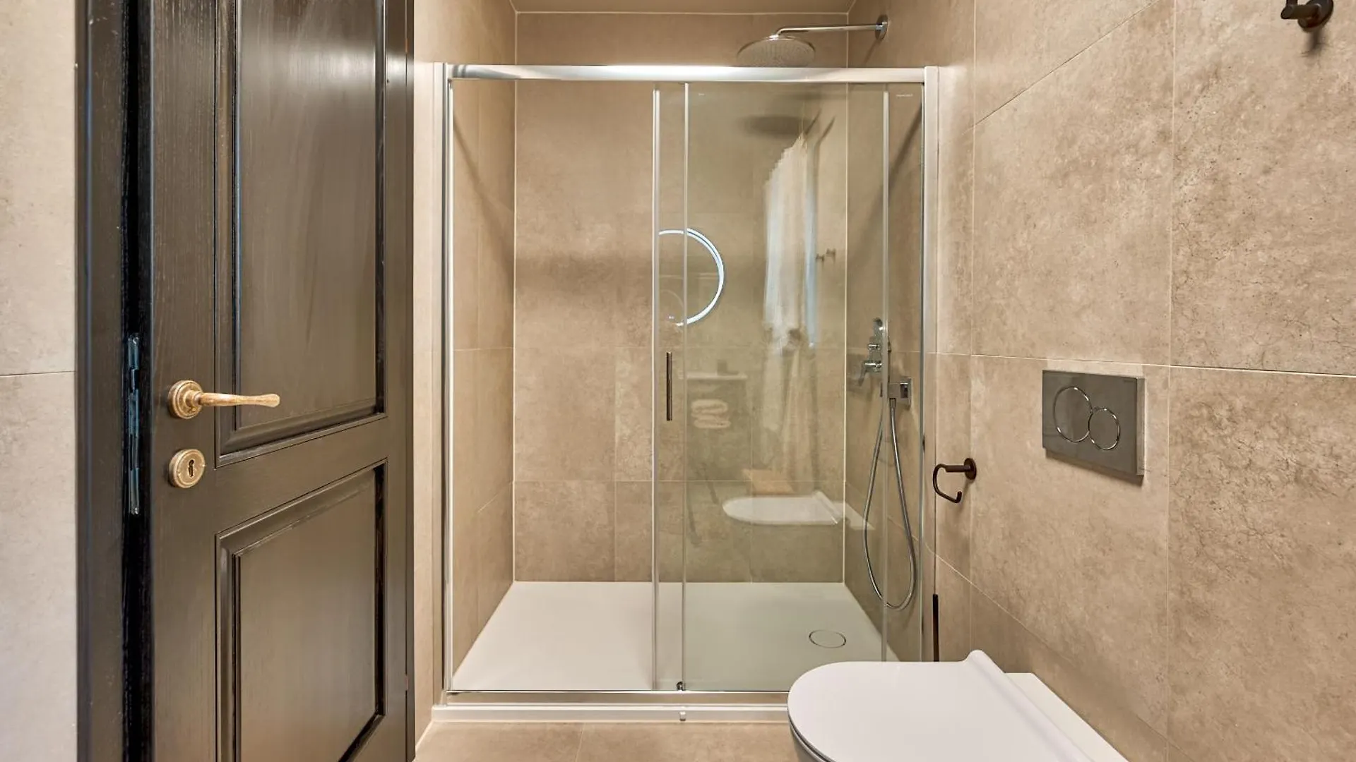Villa Griota For 8 People Near Umag With Private Pool, Jacuzzi & Sea View - Pet Friendly Vilanija