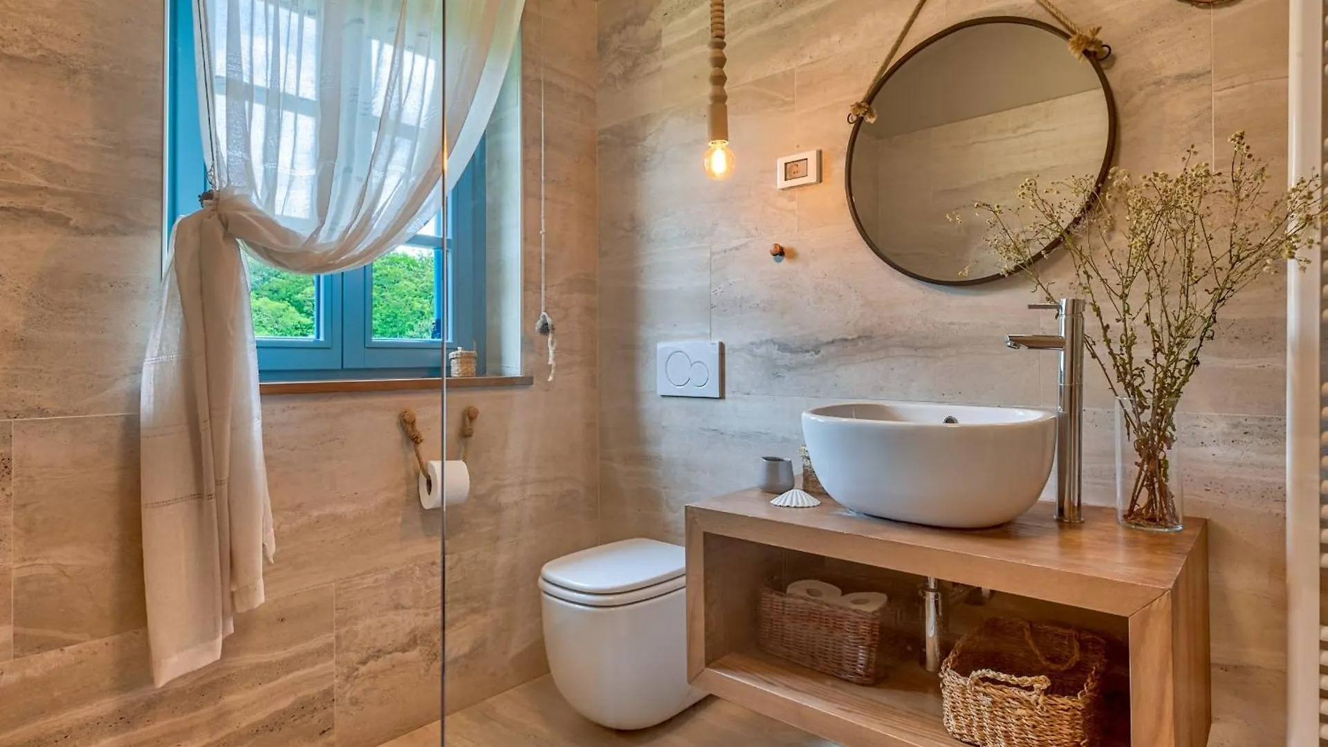 Villa Griota For 8 People Near Umag With Private Pool, Jacuzzi & Sea View - Pet Friendly Vilanija 0*,  克罗地亚