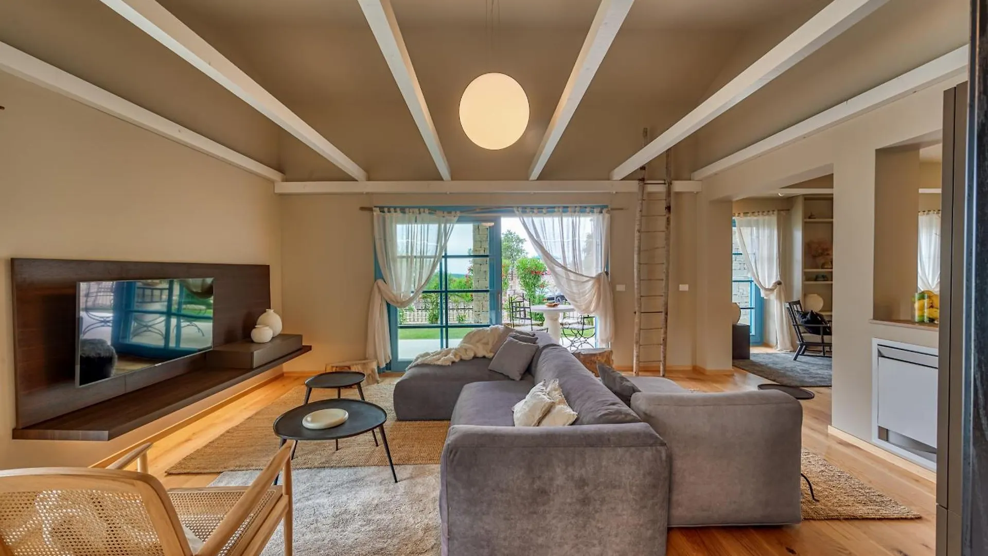 Villa Griota For 8 People Near Umag With Private Pool, Jacuzzi & Sea View - Pet Friendly Vilanija